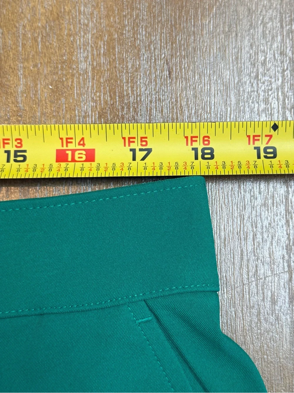 NWT Nike Golf Dri Fit Shorts Malachite Green Lightweight Sweat Wicking Sz 36